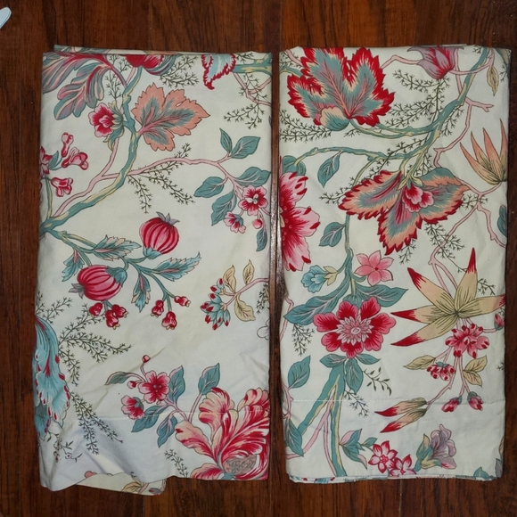 Pottery Barn Other - Pottery Barn Pillow Shams Euro Floral Set of 2
